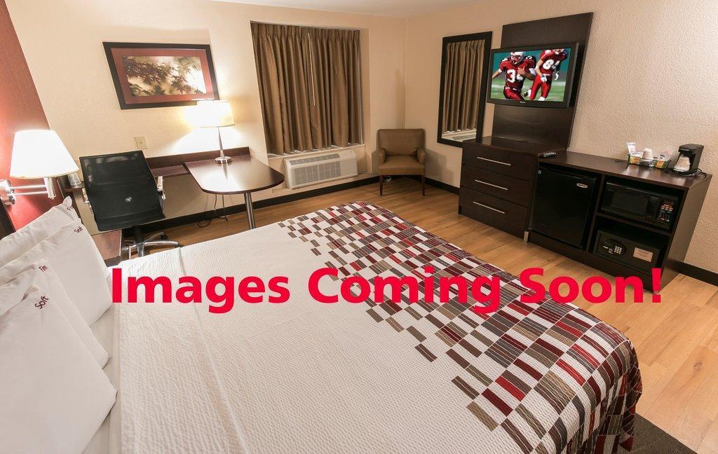 Hometowne Studios By Red Roof Newport News - Hampton West Exterior photo